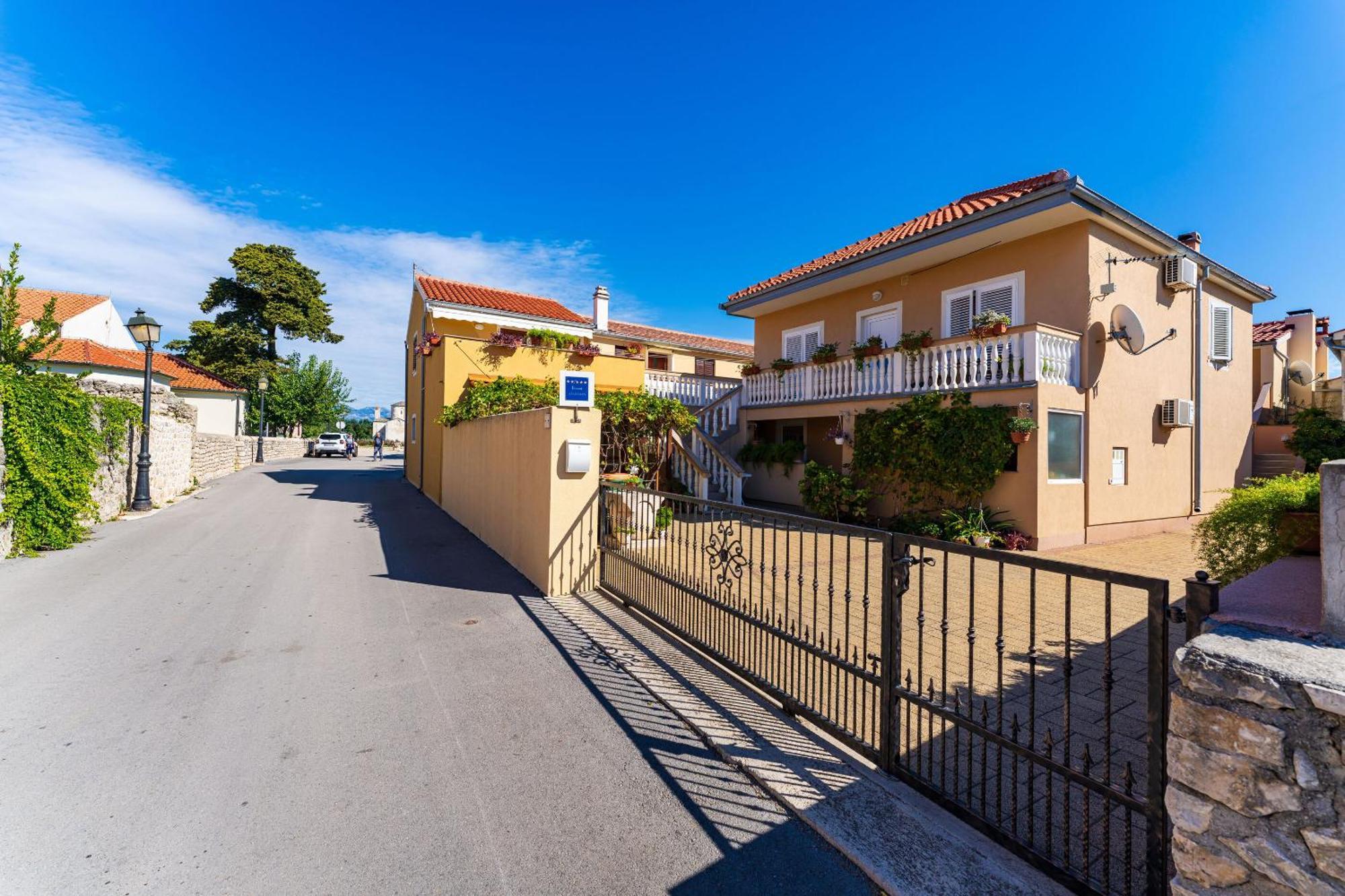 Apartments Nadica - Free Parking Nin Dış mekan fotoğraf